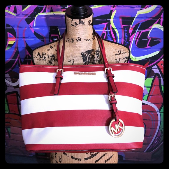 Handbags - CUTE TOTE BAG ❤️❤️❤️❤️